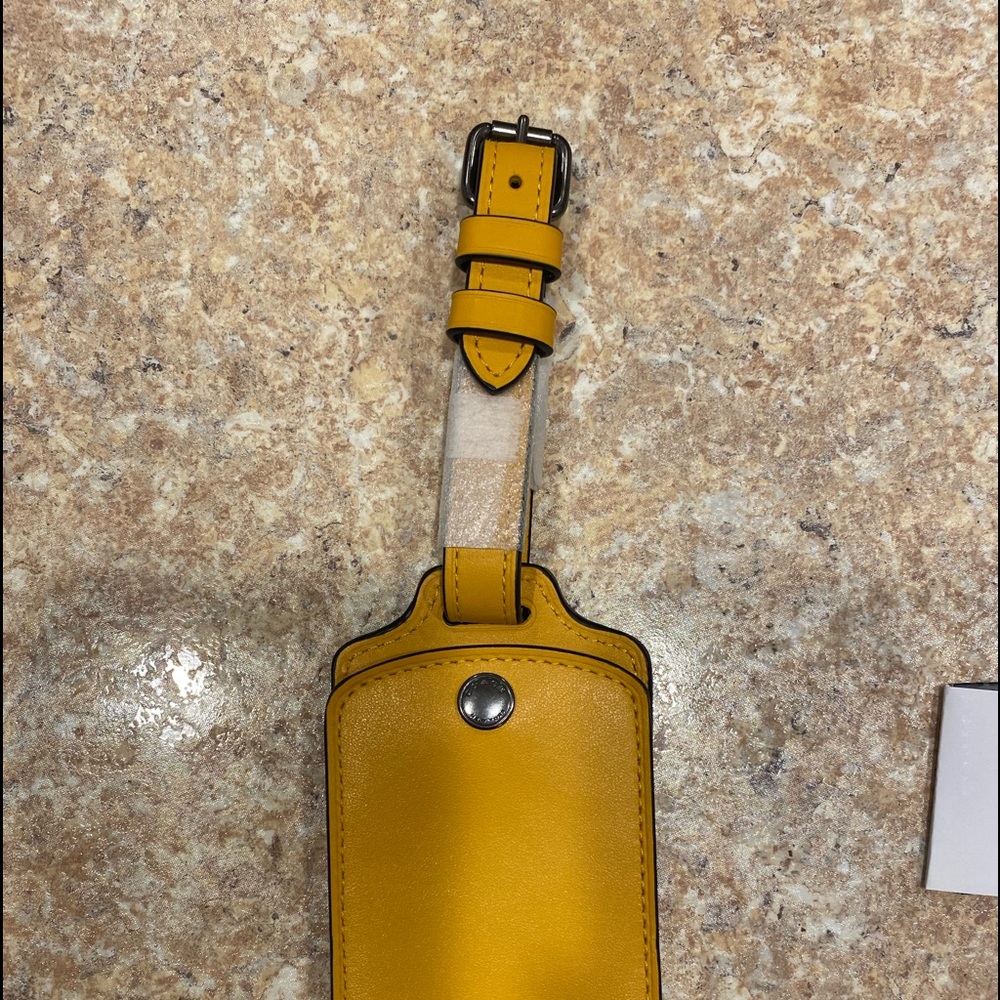 NWT Unisex Coach Luggage Tag - Picture 4 of 7